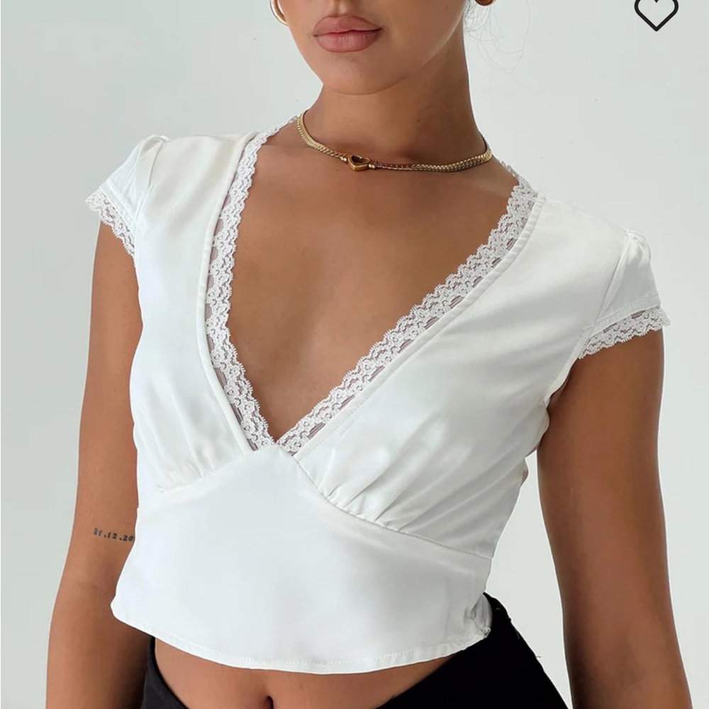 White Lace Trim V-Neck Crop Top